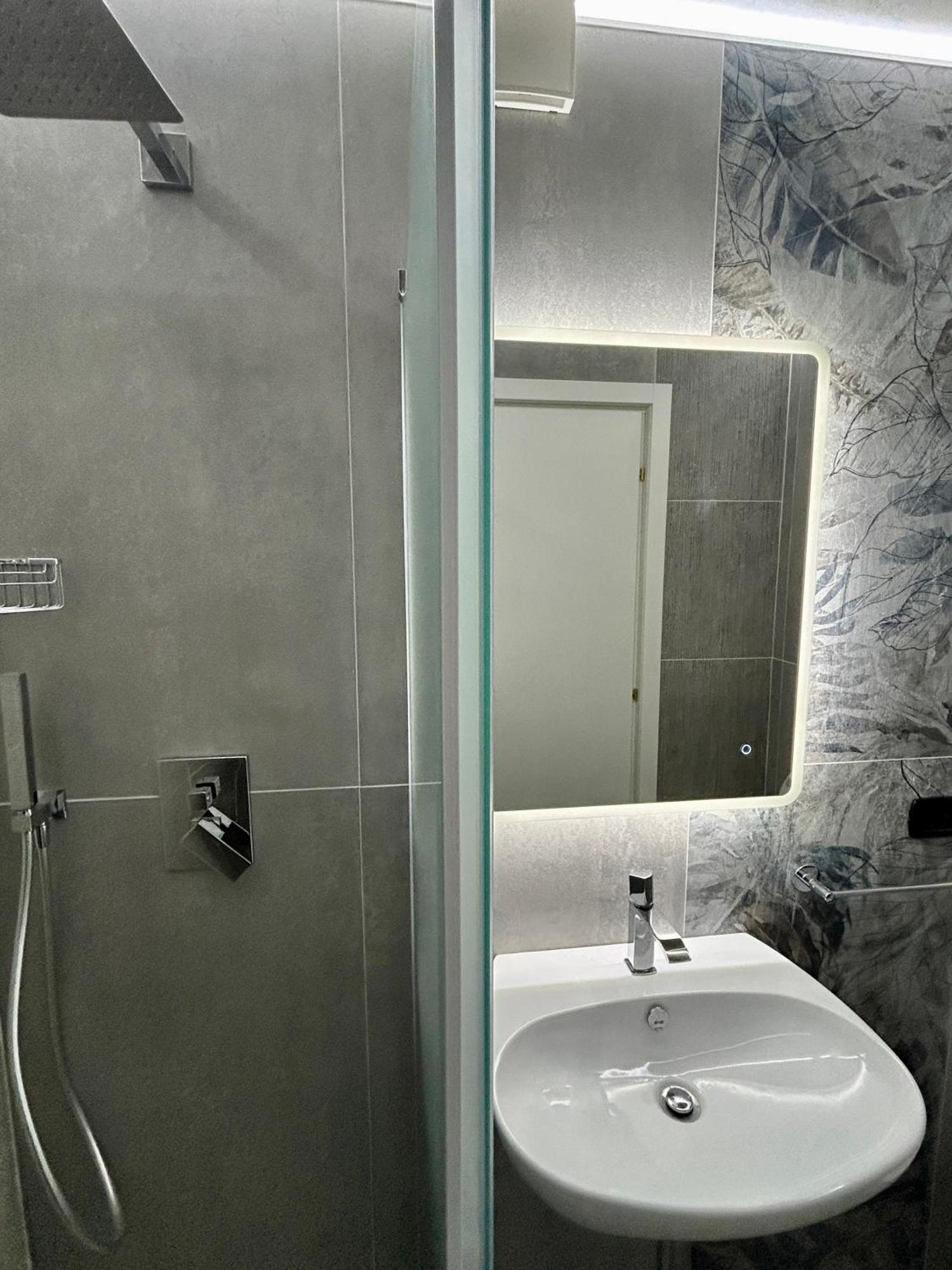 Nonno Uccio Apartment Castri di Lecce Bagian luar foto