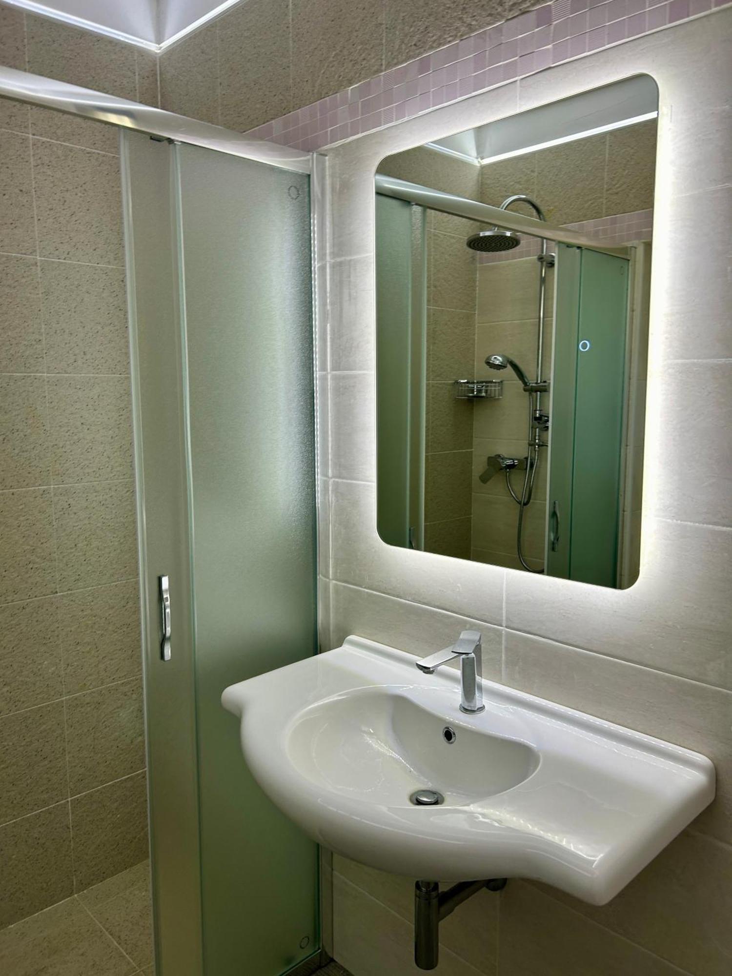 Nonno Uccio Apartment Castri di Lecce Bagian luar foto